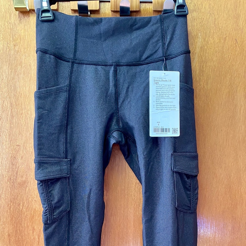 SOLD *NEW* LULULEMON